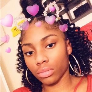 Meet your Posher, Alonna